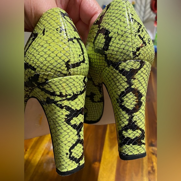 Vintage Snakeskin Patterned Women's Heels genuine leather. Size 9M . - Picture 6 of 6